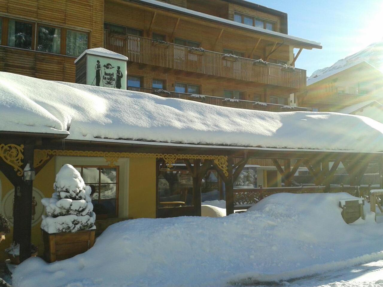 Hotel La Villa Bagian luar foto