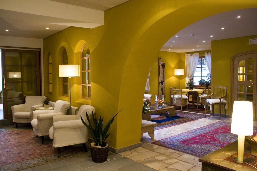 Hotel La Villa Bagian luar foto