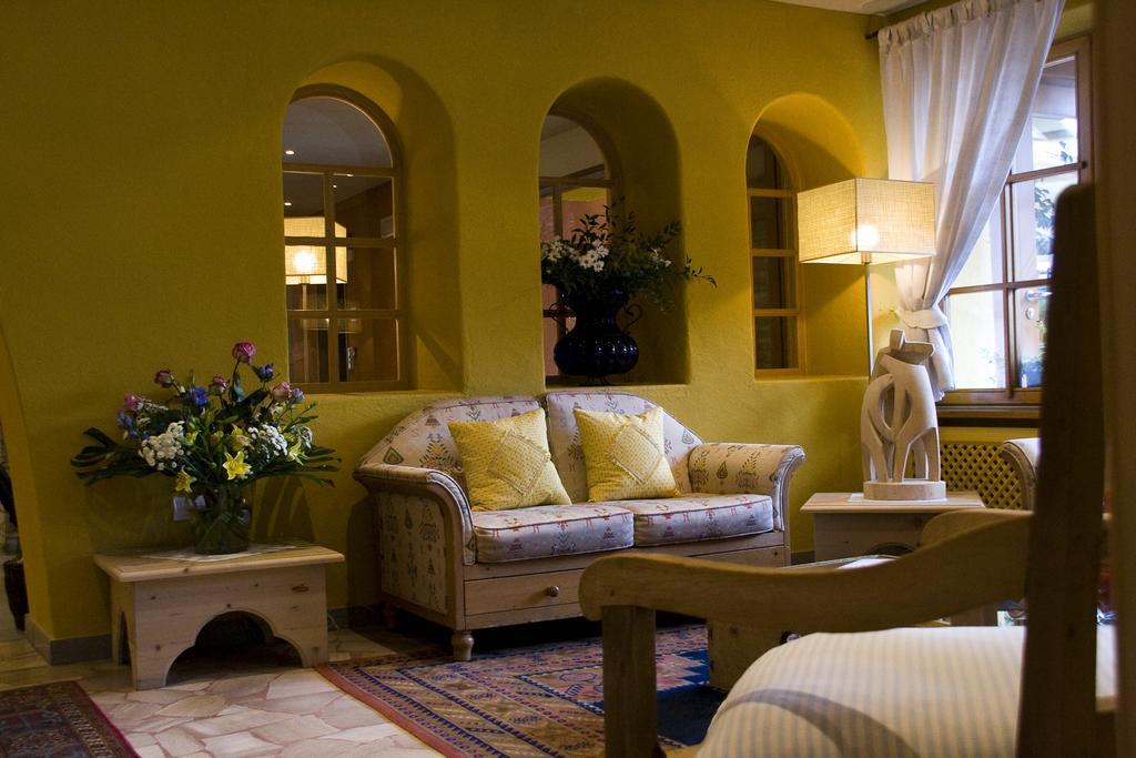 Hotel La Villa Bagian luar foto