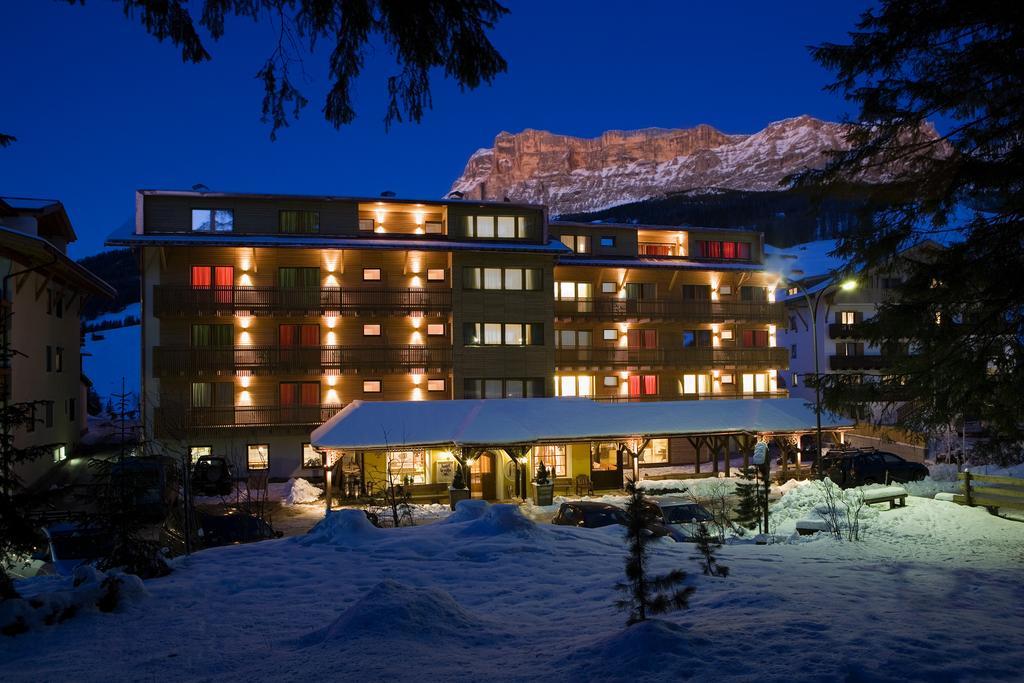 Hotel La Villa Bagian luar foto