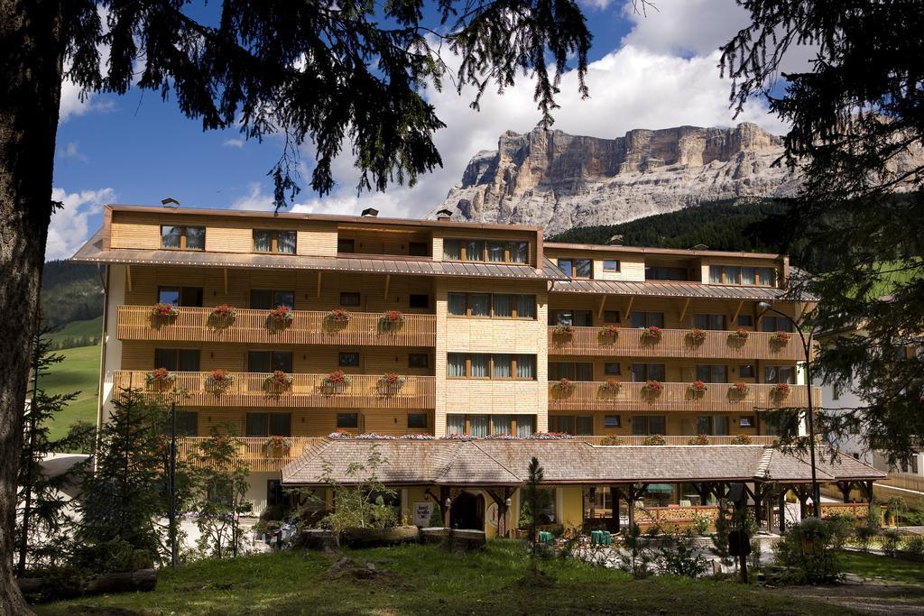 Hotel La Villa Bagian luar foto